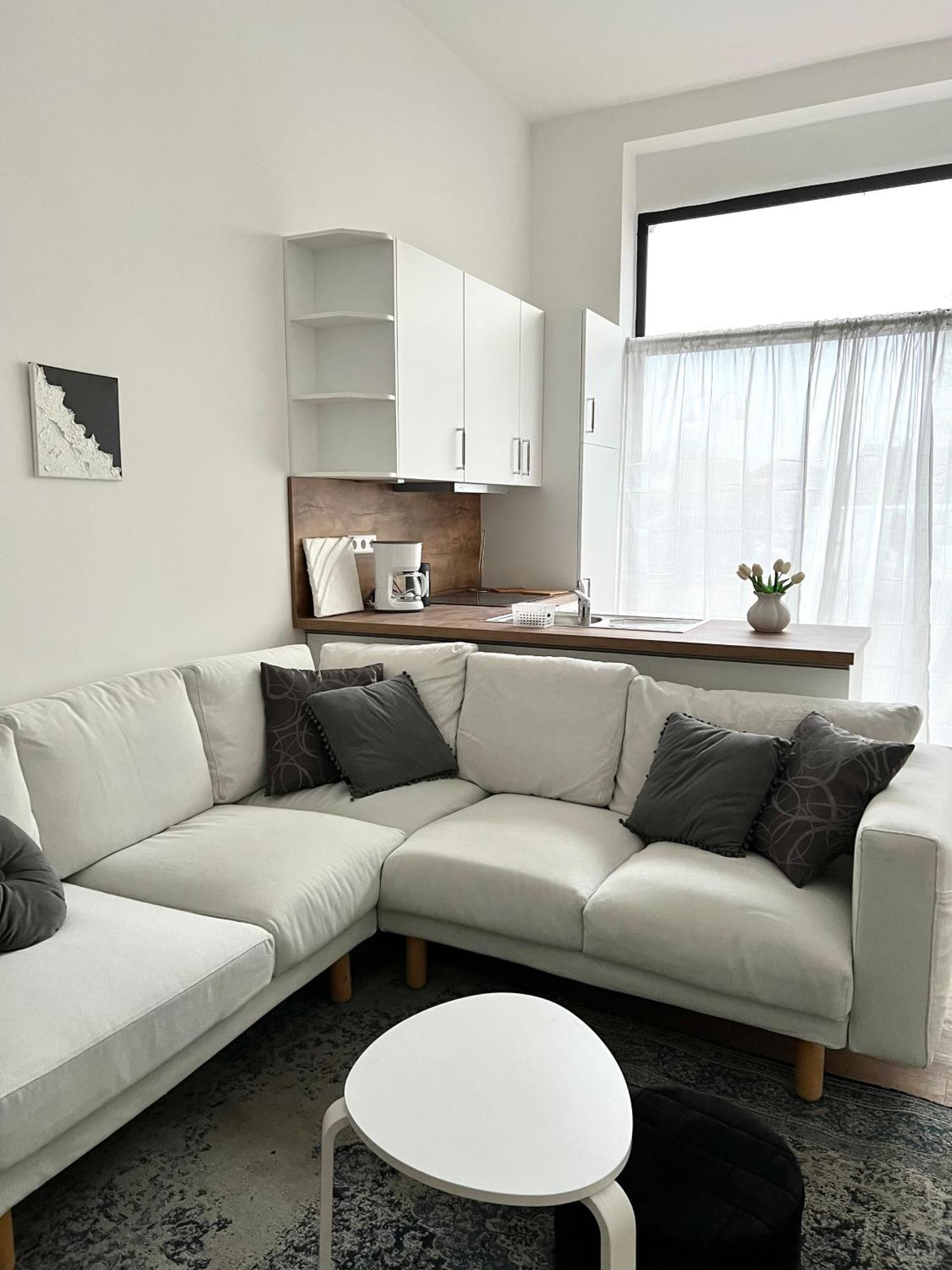 Living One Varel 1 Extérieur photo